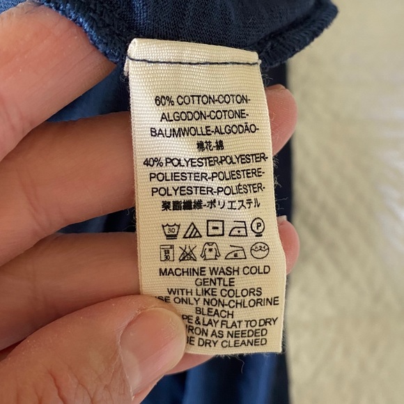 WE THE FREE CROP TOP SIZE SMALL DEEP V - Picture 5 of 5